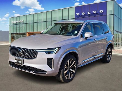 New 2026 Volvo XC90 B5 Core w/ Protection Package image 26