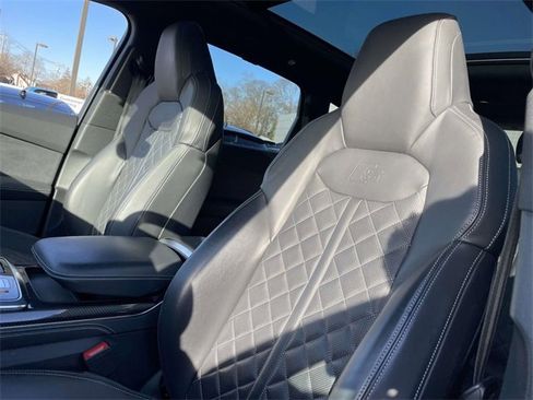 Used 2024 Audi SQ7 Premium Plus image 10