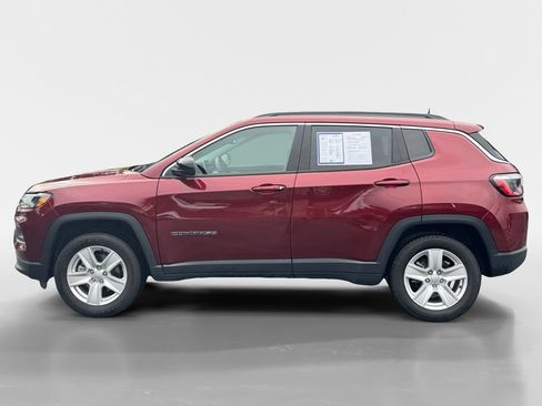 Used 2022 Jeep Compass Latitude AWD/4WD image 7