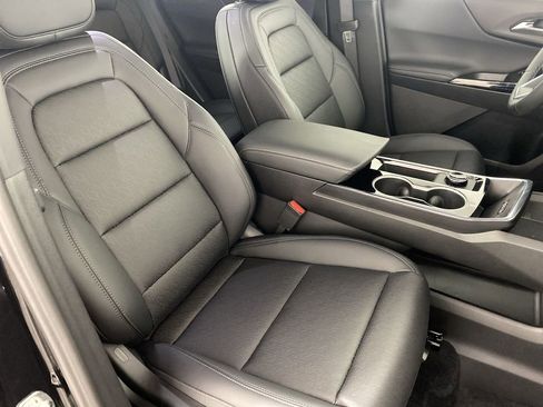 New 2026 Chevrolet Equinox LT w/ Convenience Package II image 27