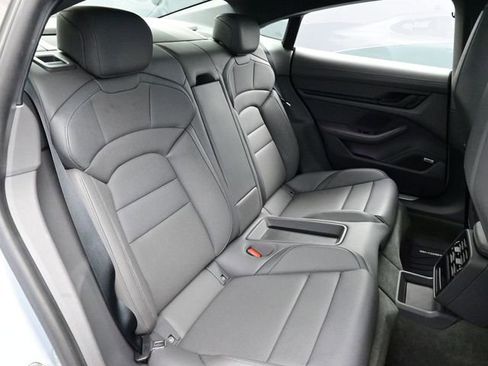 Certified 2022 Porsche Taycan 4S AWD/4WD image 17