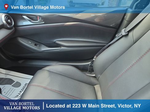 Used 2019 MAZDA MX-5 Miata Grand Touring w/ GT-S Package RWD image 24