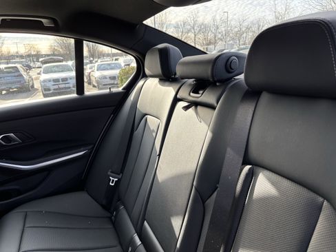 Certified 2024 BMW 330i Sedan image 33