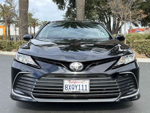 Used 2021 Toyota Camry LE image 51