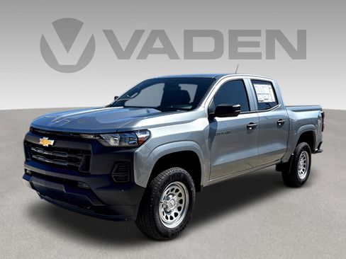 New 2026 Chevrolet Colorado W/T w/ Advanced Trailering Package AWD/4WD image 3