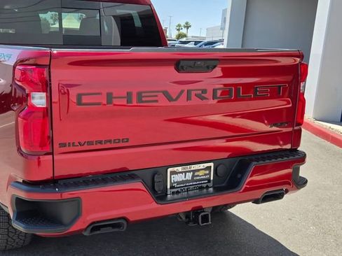 Certified 2025 Chevrolet Silverado 1500 RST w/ Dark Appearance Package AWD/4WD image 5