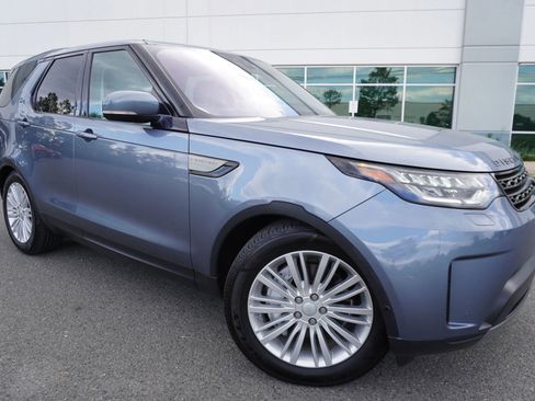 Used 2020 Land Rover Discovery SE AWD/4WD image 1