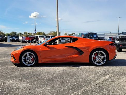 Certified 2025 Chevrolet Corvette Stingray Coupe w/ 1LT image 4