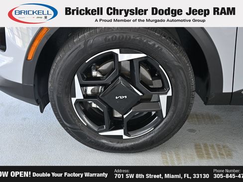 Used 2026 Kia Sportage EX w/ EX Panoramic Sunroof Package AWD/4WD image 44