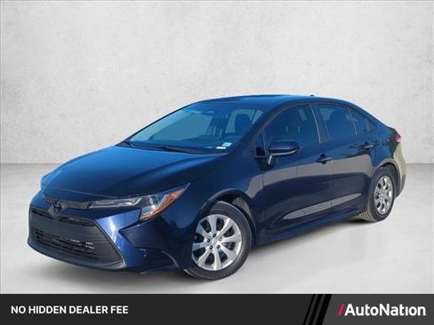 Used 2024 Toyota Corolla LE FWD image 1