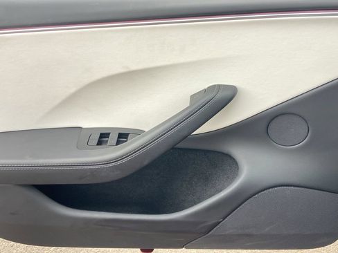 Used 2025 Tesla Model 3 Performance AWD/4WD image 16
