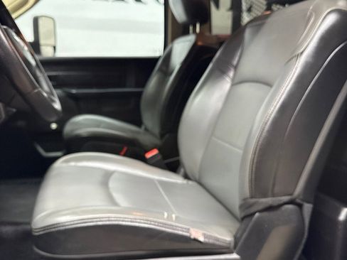 Used 2020 RAM 3500 Tradesman w/ Chrome Appearance Group image 22