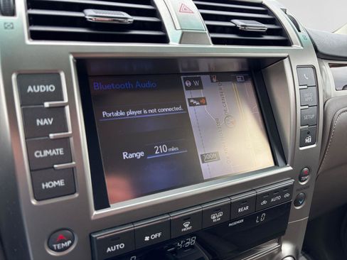 Used 2017 Lexus GX 460 Premium AWD/4WD image 22