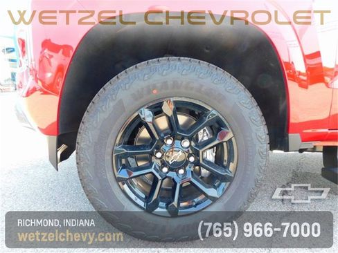 New 2025 Chevrolet Colorado Z71 w/ Midnight Edition image 14