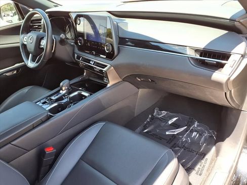 Used 2024 Lexus RX 350 FWD w/ Technology Package image 8