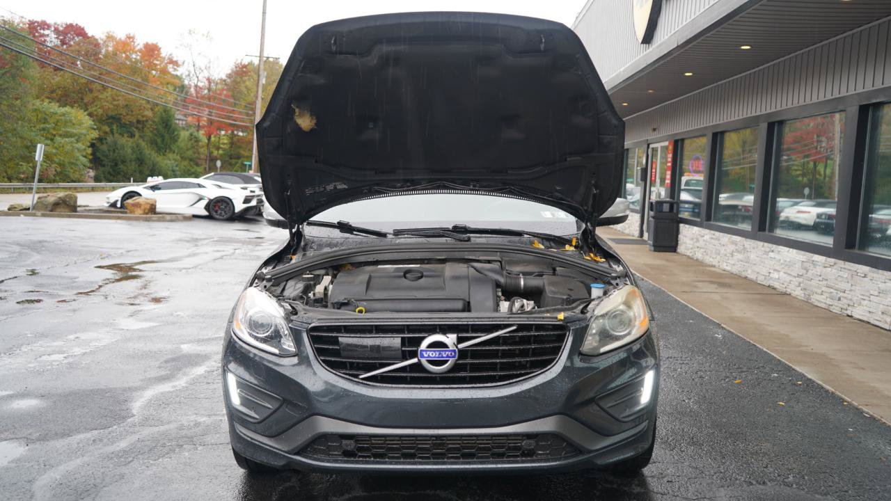 Used 2016 Volvo XC60 T6 R-Design Platinum w/ Climate Package AWD/4WD image 33