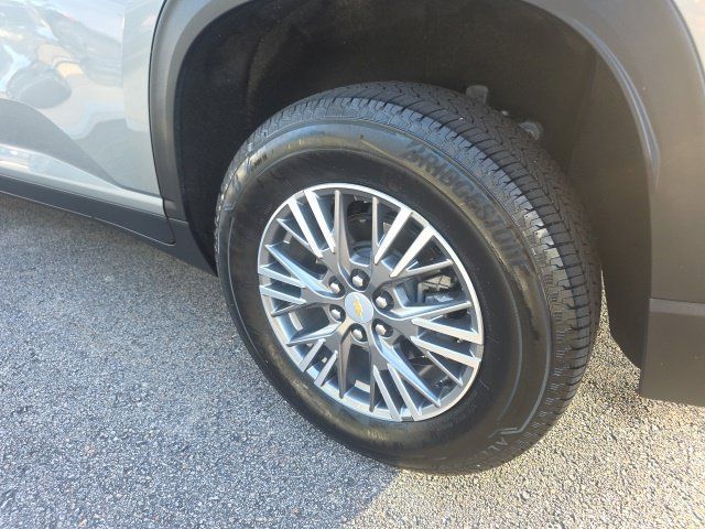 Used 2026 Chevrolet Traverse LT AWD/4WD image 11