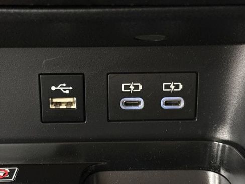 Used 2025 Toyota Camry LE image 23