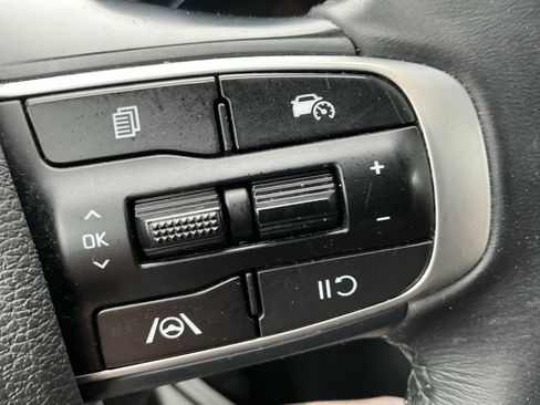 Used 2025 Kia Sportage EX w/ Premium Package AWD/4WD image 18