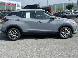 Used 2024 Nissan Kicks SV FWD video 3
