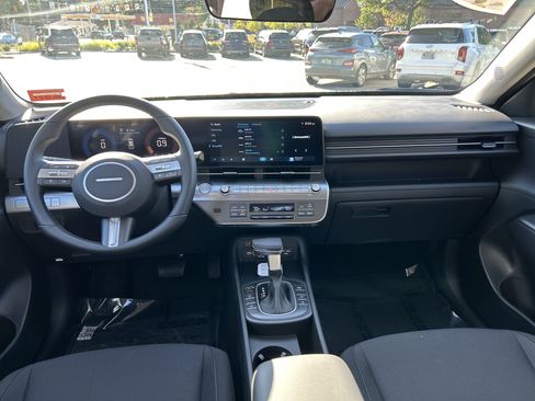 New 2027 Hyundai Kona SEL Sport AWD/4WD image 3