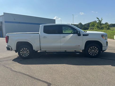 Used 2020 GMC Sierra 1500 AT4 w/ AT4 Premium Package AWD/4WD image 6