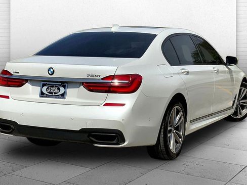 Used 2019 BMW 750i xDrive w/ Executive Package AWD/4WD image 14