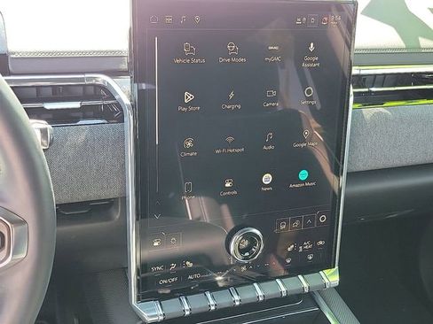 Used 2026 GMC Sierra EV Elevation image 14