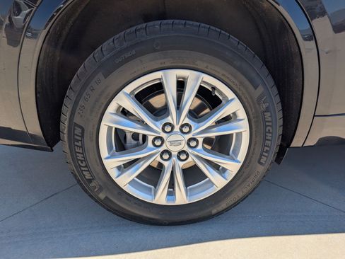 Used 2024 Cadillac XT6 Luxury w/ LPO, Floor Liner Package AWD/4WD image 13
