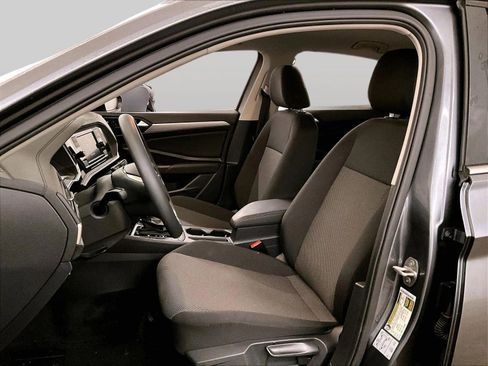 Used 2021 Volkswagen Jetta S image 24