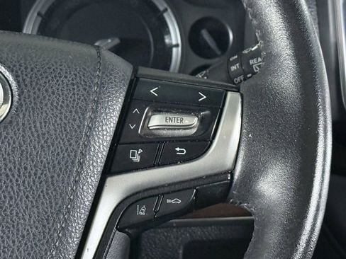 Used 2016 Toyota Land Cruiser image 49