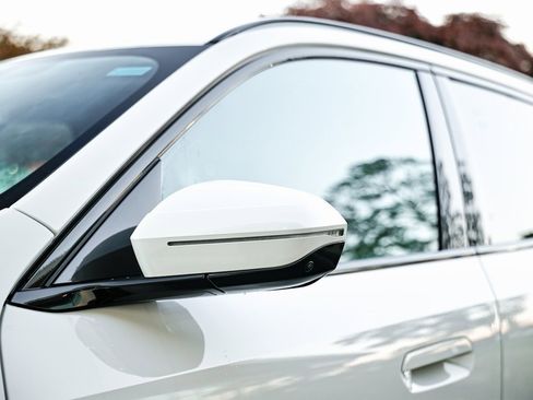 New 2026 BMW X3 xDrive30 w/ Premium Package image 10