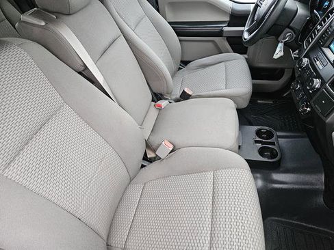 Used 2017 Ford F150 XLT image 11