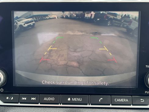 Used 2020 Nissan Sentra SV image 12