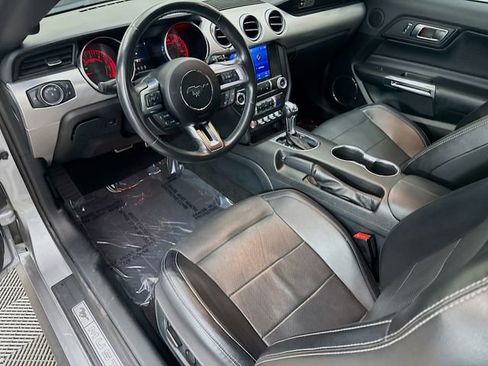 Used 2020 Ford Mustang Premium image 22