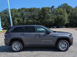 New 2026 Jeep Grand Cherokee Laredo X RWD video 2
