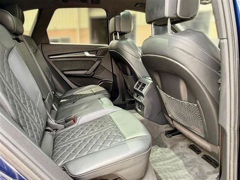 Used 2018 Audi SQ5 Premium Plus w/ Navigation Package AWD/4WD image 15