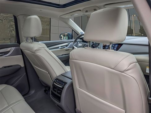New 2025 Cadillac XT5 Premium Luxury image 19