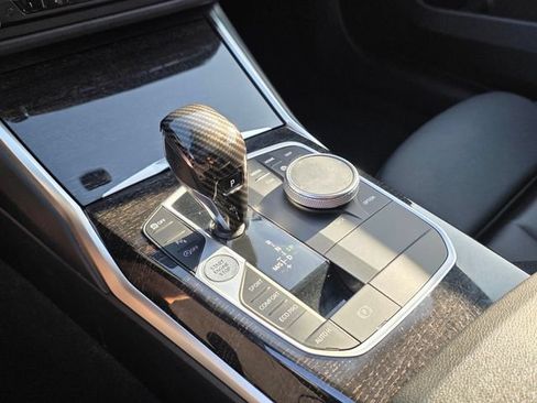 Used 2021 BMW 330i Sedan w/ Convenience Package RWD image 24