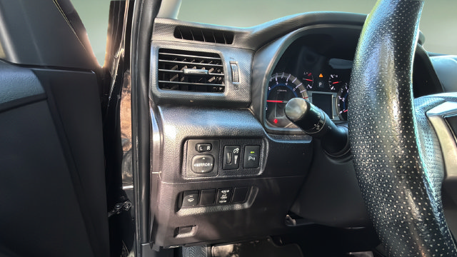 Used 2016 Toyota 4Runner Limited AWD/4WD image 22