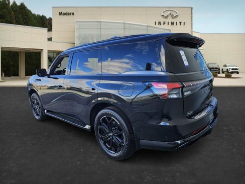 New 2026 INFINITI QX80 4WD image 4