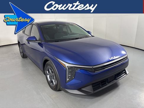 New 2026 Kia K4 FWD image 1