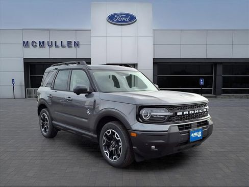 New 2025 Ford Bronco Sport Outer Banks w/ Outer Banks Tech Package+ AWD/4WD image 14