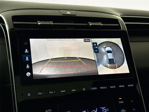 Used 2024 Hyundai Santa Cruz Limited image 35