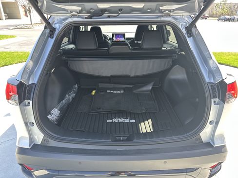 Certified 2025 Toyota Corolla Cross AWD Hybrid w/ Convenience Package image 32