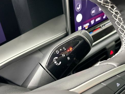 New 2026 Volkswagen Tiguan SE image 15