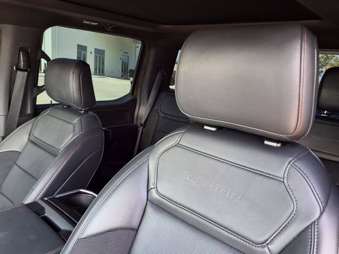 Used 2025 Ford F150 Raptor AWD/4WD image 18