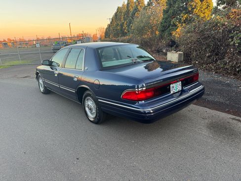Used 1995 Mercury Grand Marquis GS image 3