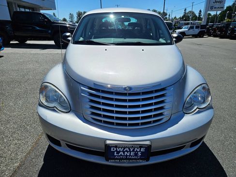 Used 2009 Chrysler PT Cruiser FWD image 8