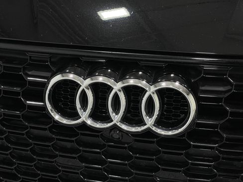 Used 2019 Audi RS 5 w/ Black Optic Carbon Package AWD/4WD image 38
